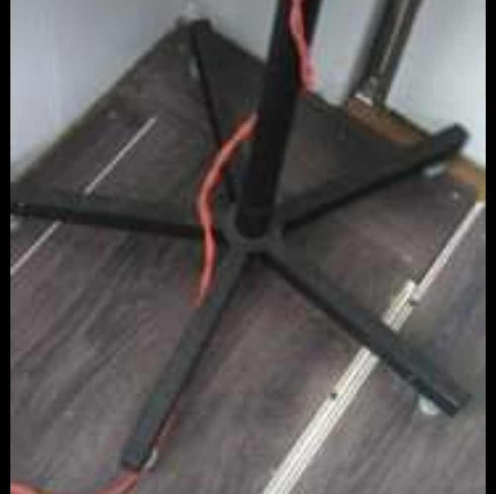 Lamp - Picture 4 of 4